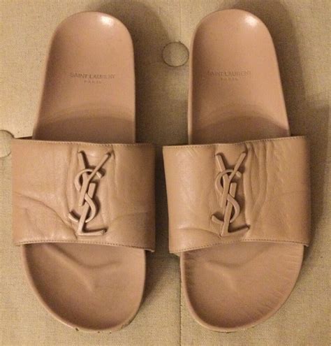 ysl joan logo leather slides